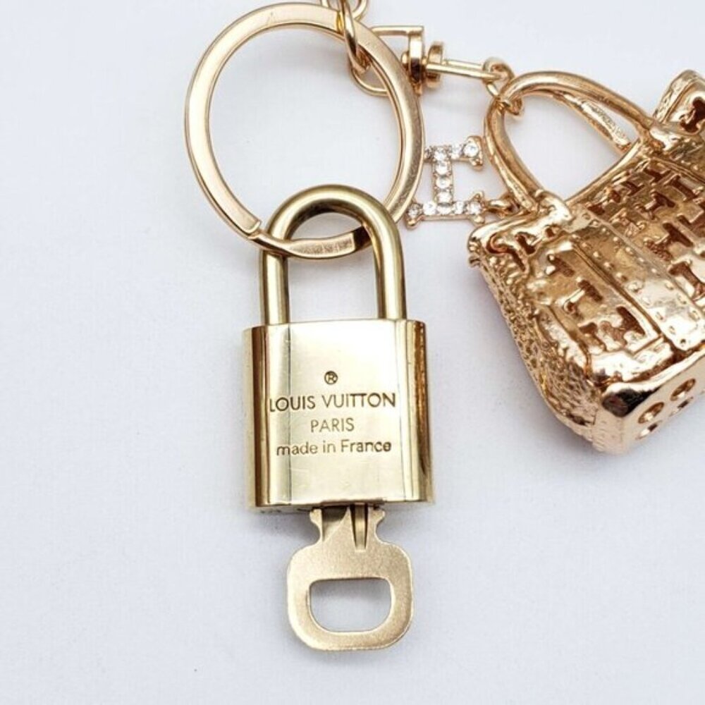 Louis Vuitton Gold Padlock 🔑 Authentic LV Unbranded Keychain Bag Charm - Picture 5 of 9